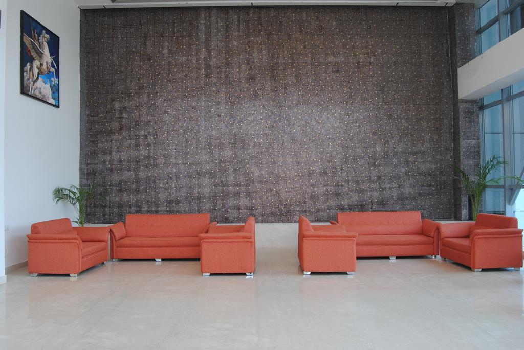 Xenious World Square Hotel Ghaziabad Exterior photo